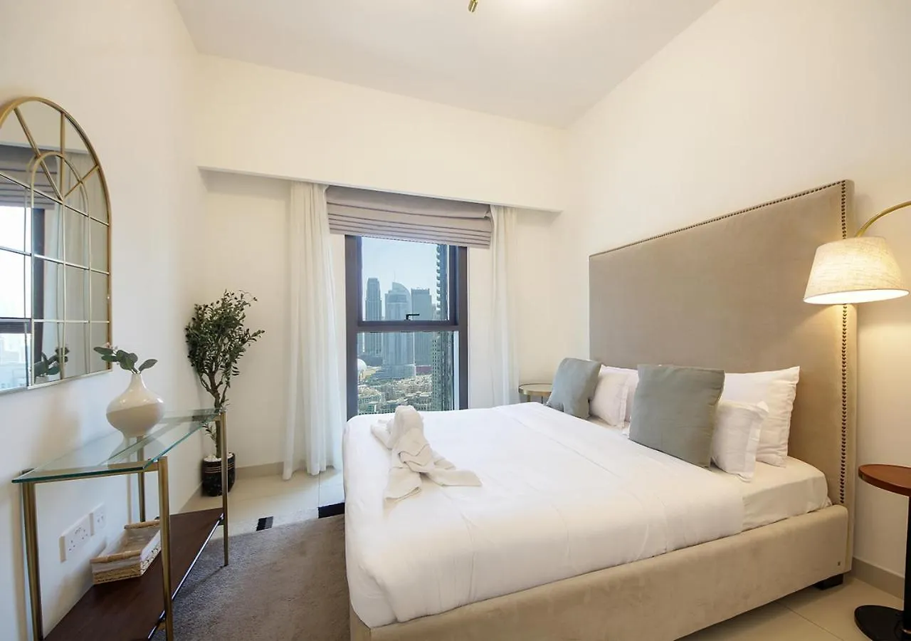 Stylish 3Br In Burjcrown Balcony & Highend Comfort دبي شقة